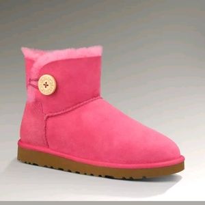 Pink mini bailey button uggs